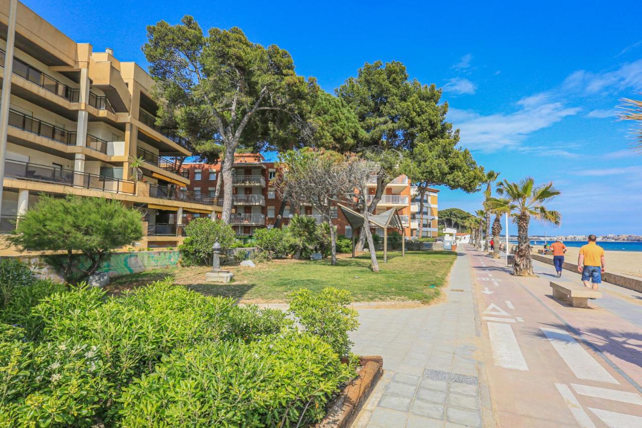 Txingudi - Only Families Appartement Cambrils Buitenkant foto