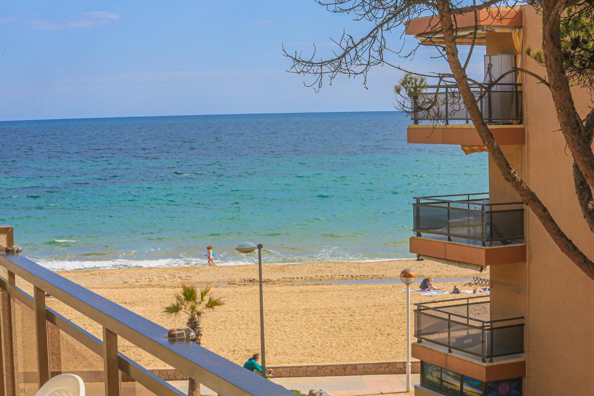 Txingudi - Only Families Appartement Cambrils Buitenkant foto
