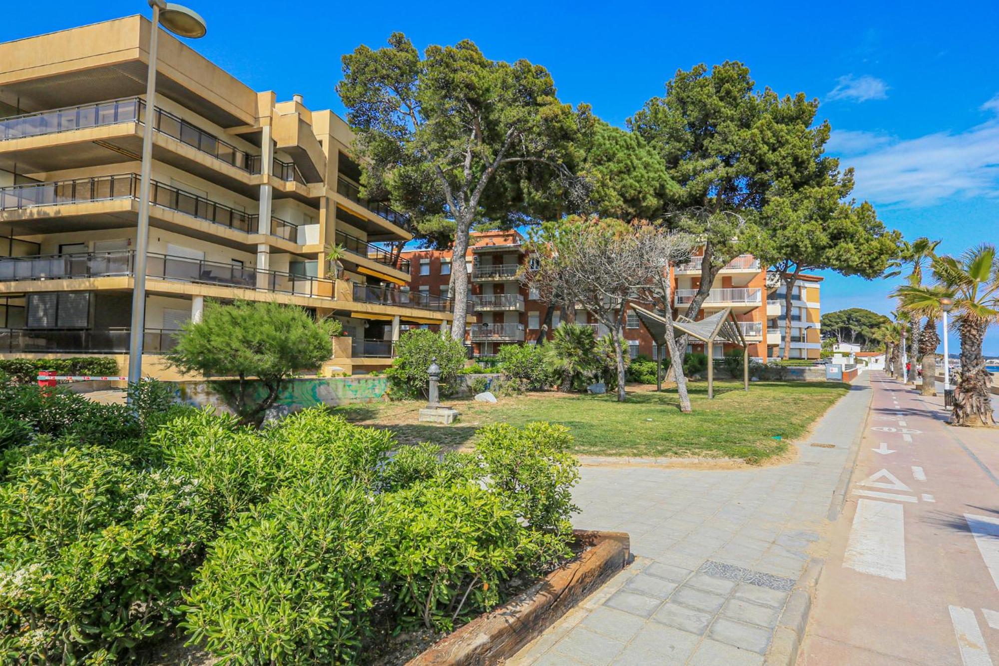 Txingudi - Only Families Appartement Cambrils Buitenkant foto
